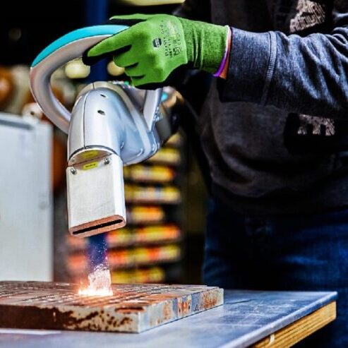 What-types-of-materials-and-surfaces-can-laser-cleaning-machines-clean-qge5c1nv62jm0z2sm9l16arr1cdim5n2hlge9li0cg